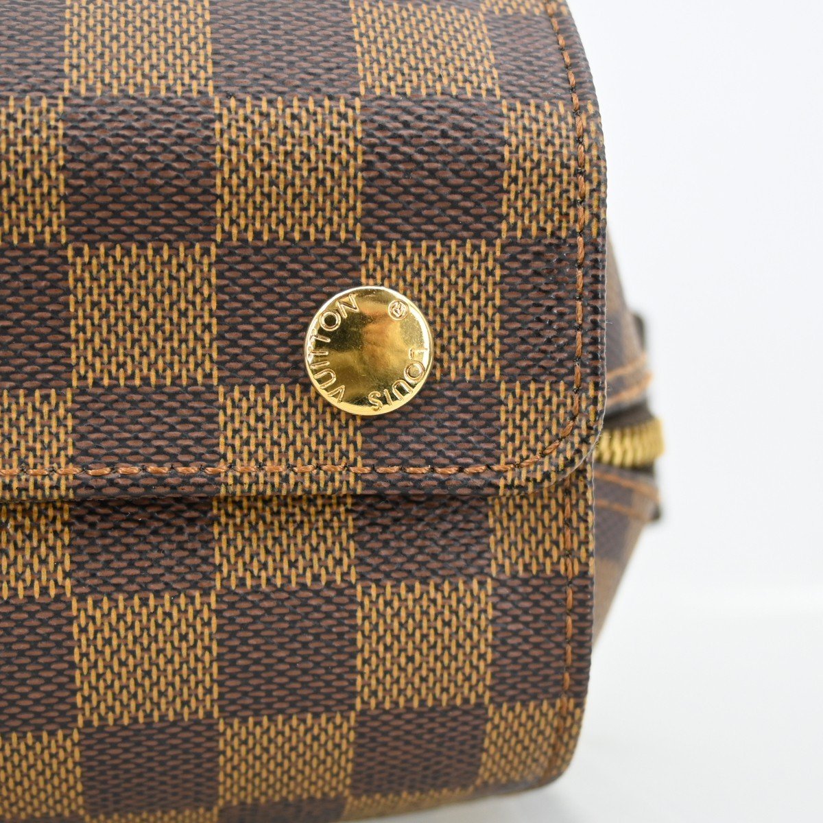 Louis Vuitton Naviglio Handbag - Brandsamsara