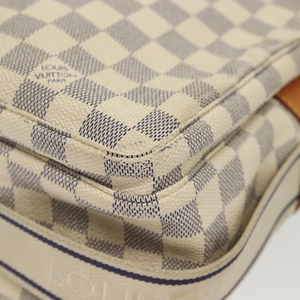 Louis Vuitton Naviglio Handbag - Brandsamsara