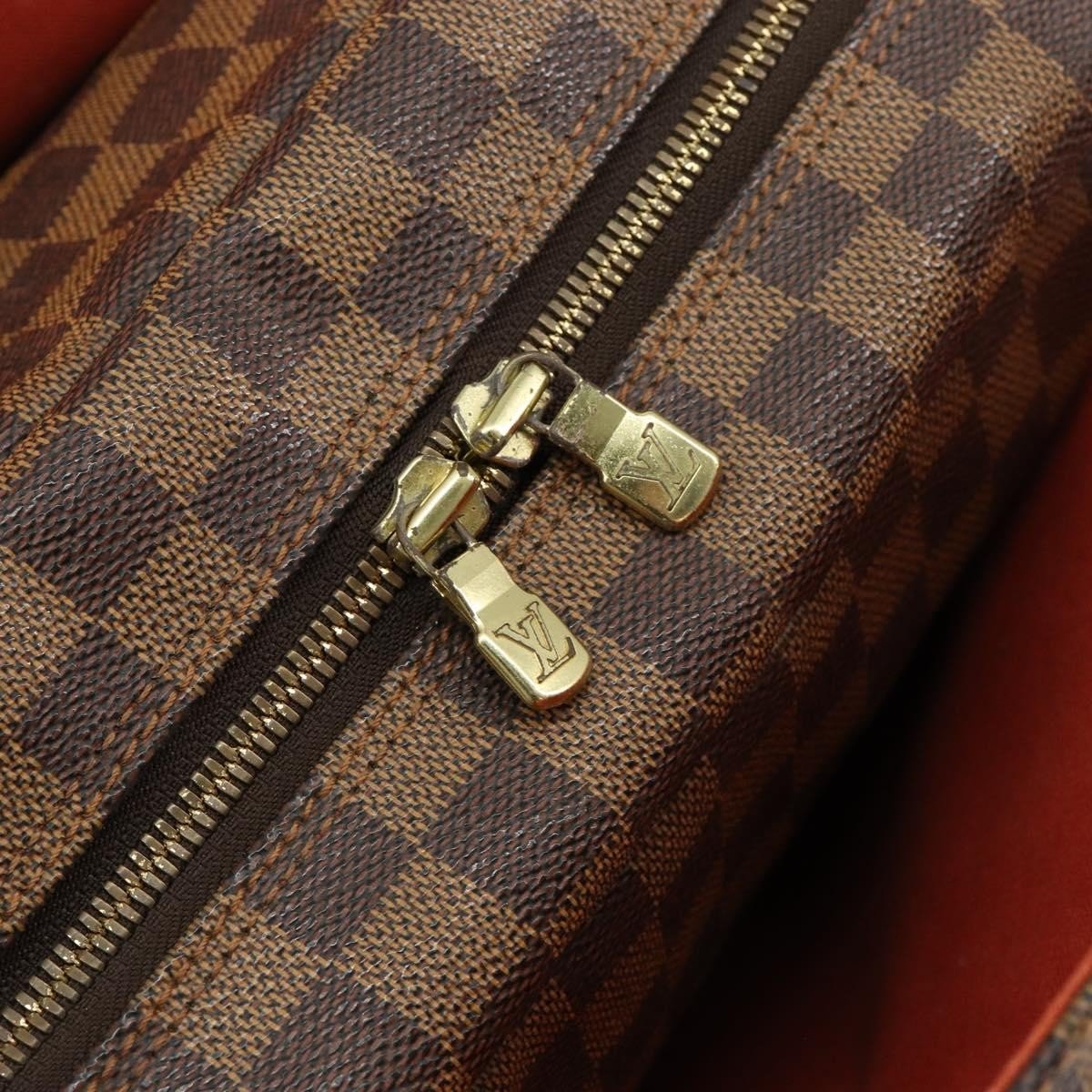 Louis Vuitton Naviglio Handbag - Brandsamsara