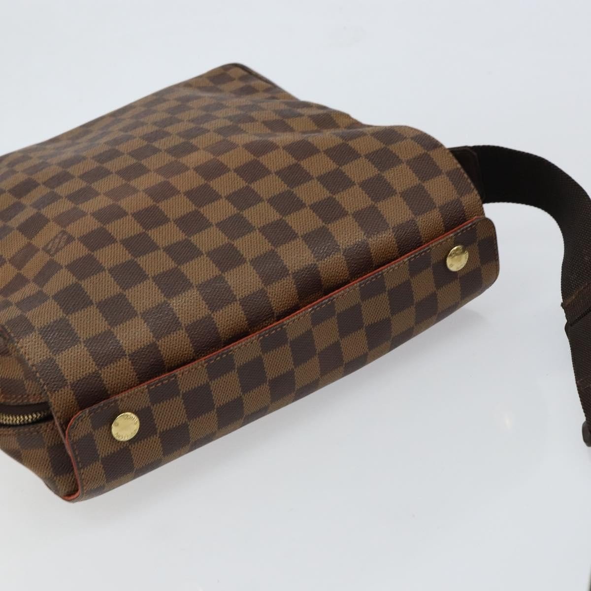 Louis Vuitton Naviglio Handbag - Brandsamsara