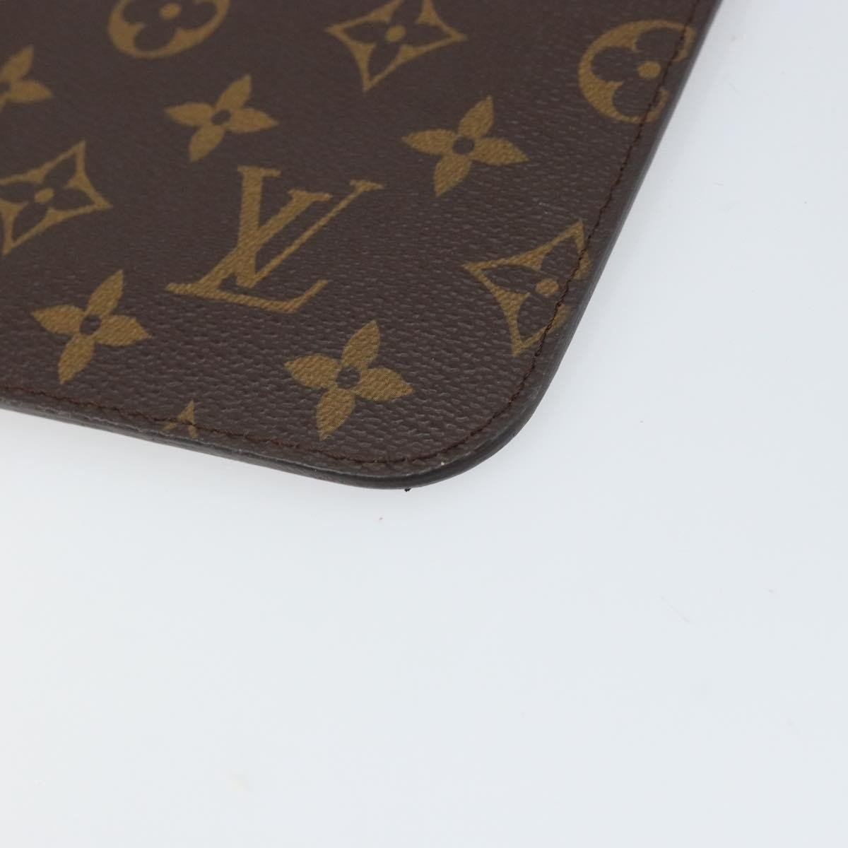 Louis Vuitton Neverfull Pochette - Brandsamsara