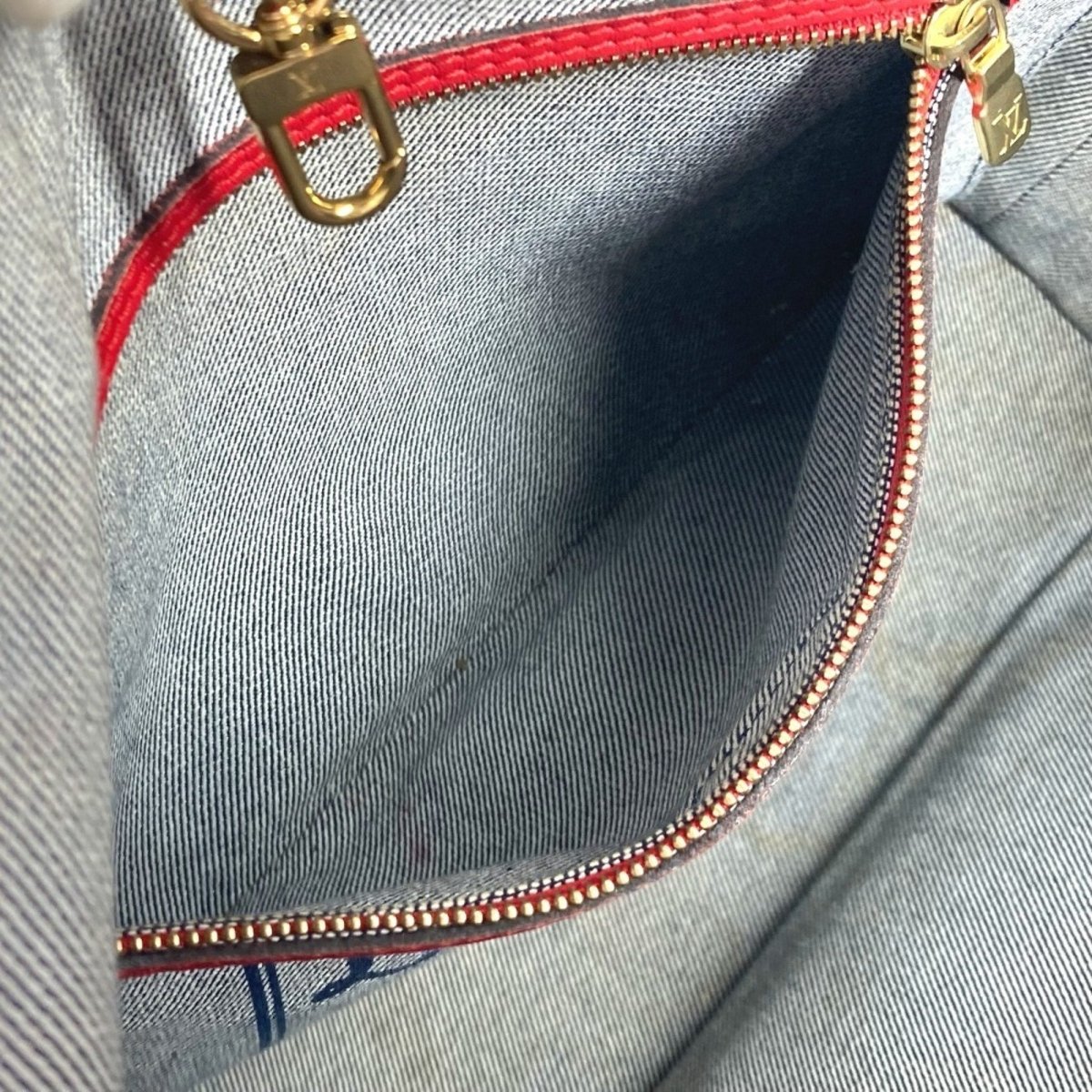 Louis Vuitton Neverfull Tote - Brandsamsara