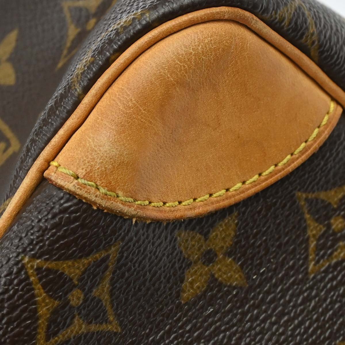 Louis Vuitton Nil Messenger - Brandsamsara
