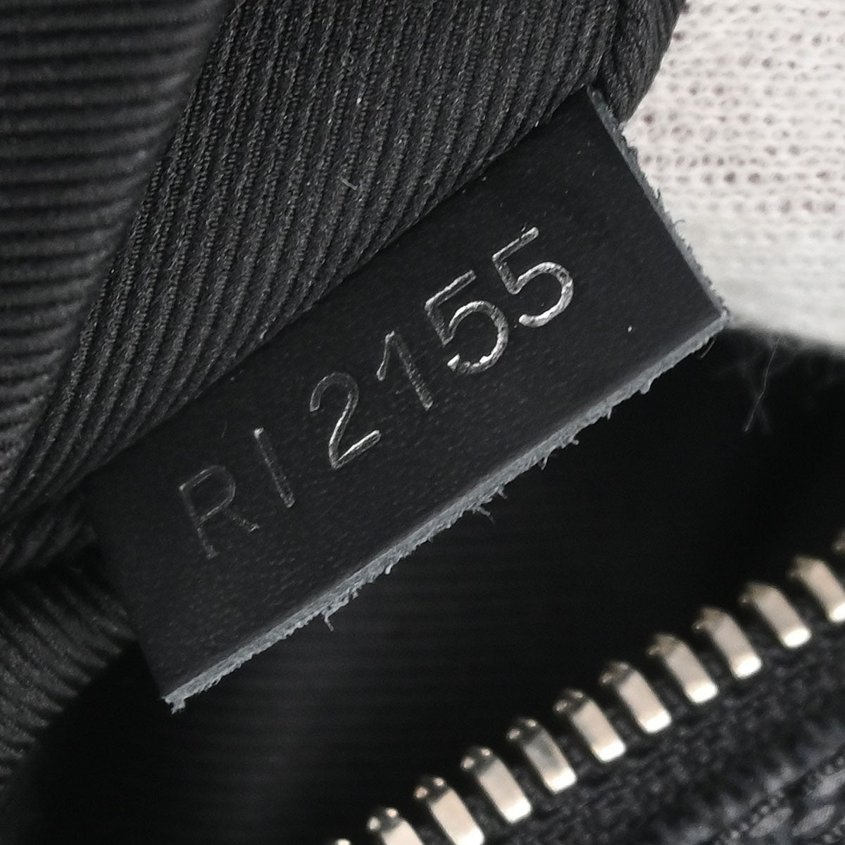 Louis Vuitton Nil Messenger Bag - Brandsamsara