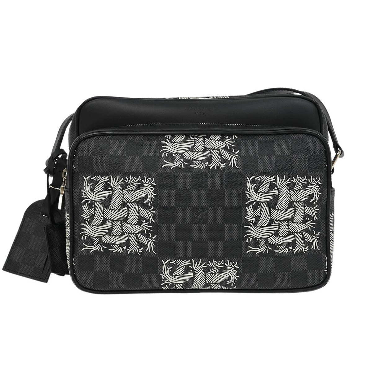 Louis Vuitton Nil Messenger Bag - Brandsamsara