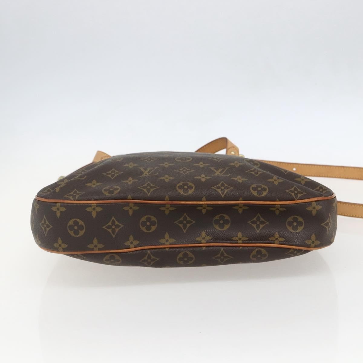 Louis Vuitton Odeon Handbag - Brandsamsara