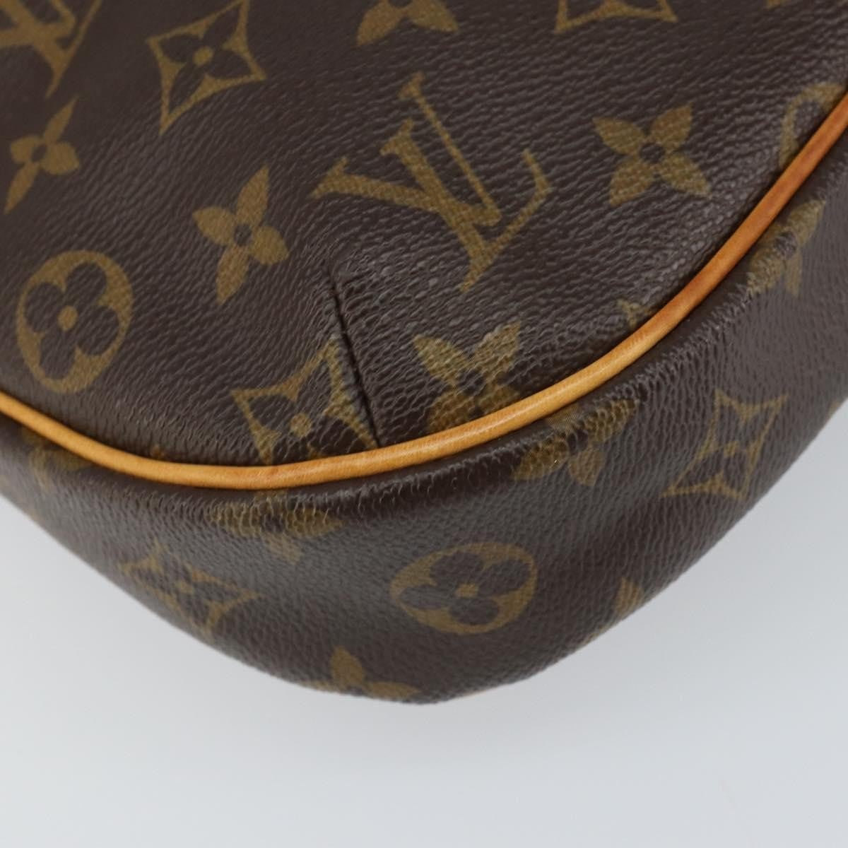 Louis Vuitton Odeon Handbag - Brandsamsara