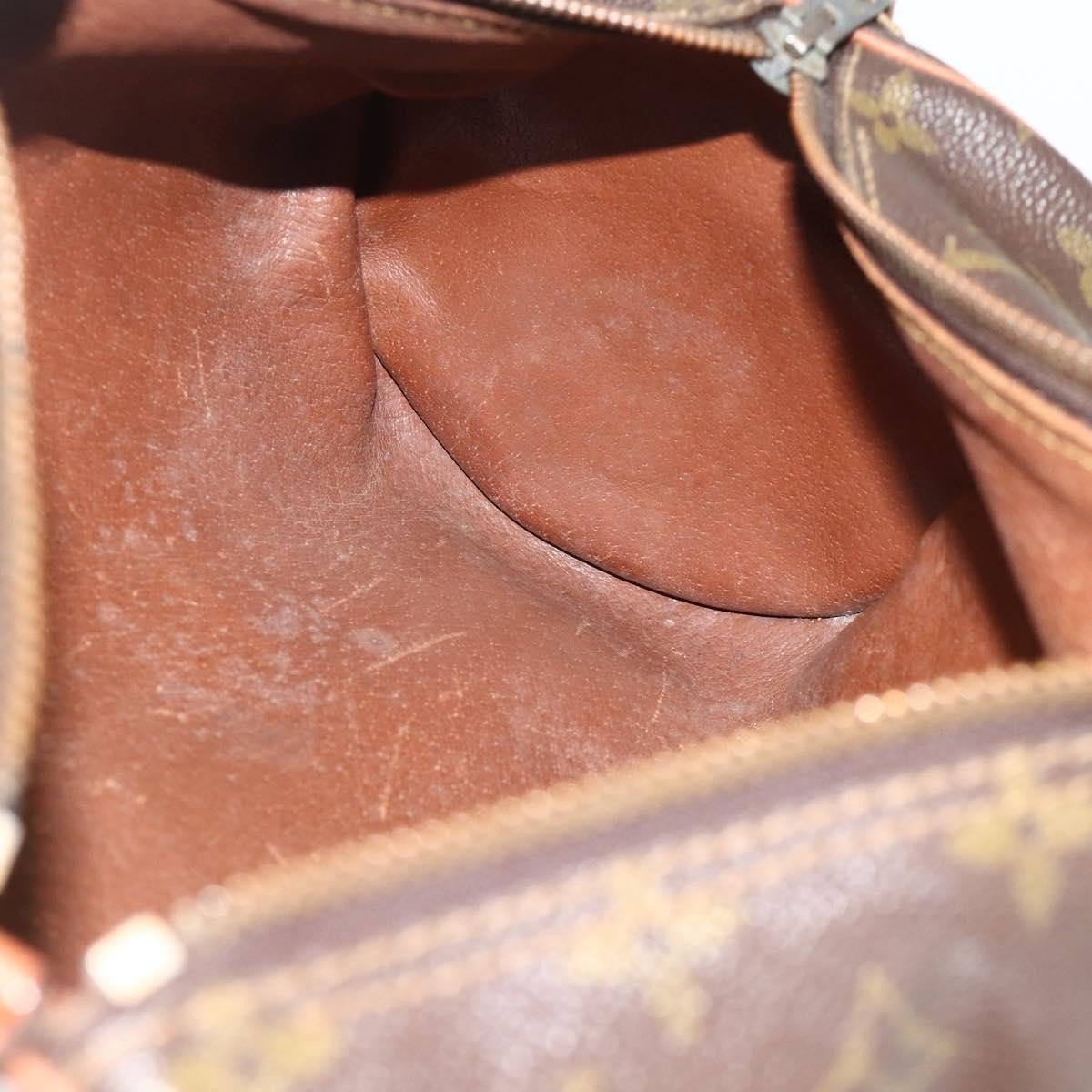 Louis Vuitton Papillon Handbag - Brandsamsara
