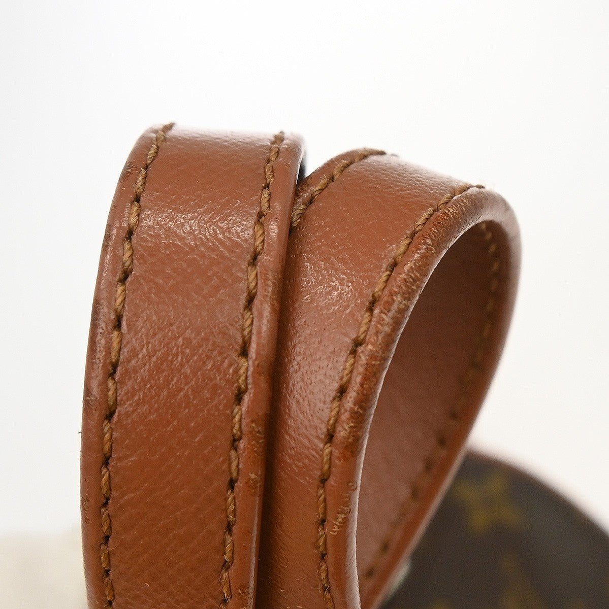 Louis Vuitton Papillon Handbag - Brandsamsara