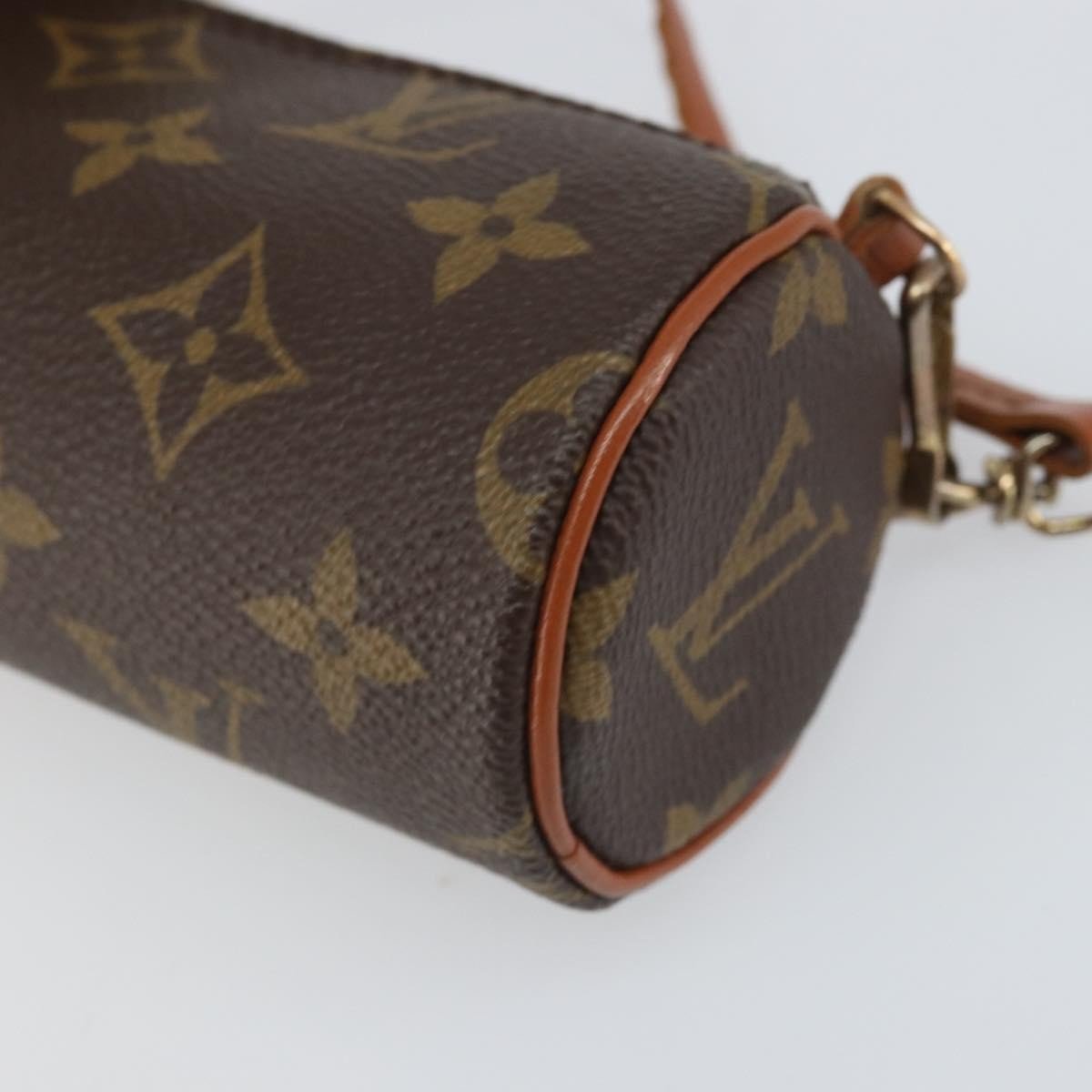 Louis Vuitton Papillon Pochette - Brandsamsara