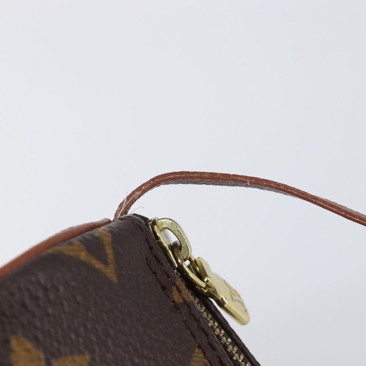 Louis Vuitton Papillon Pochette - Brandsamsara