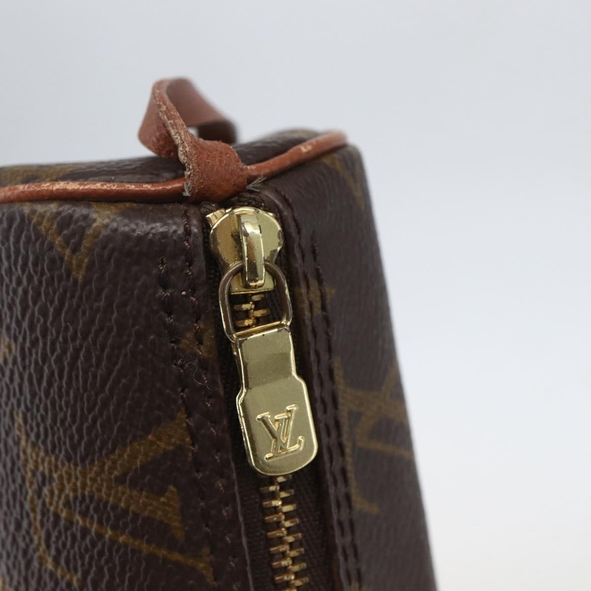 Louis Vuitton Papillon Pochette - Brandsamsara