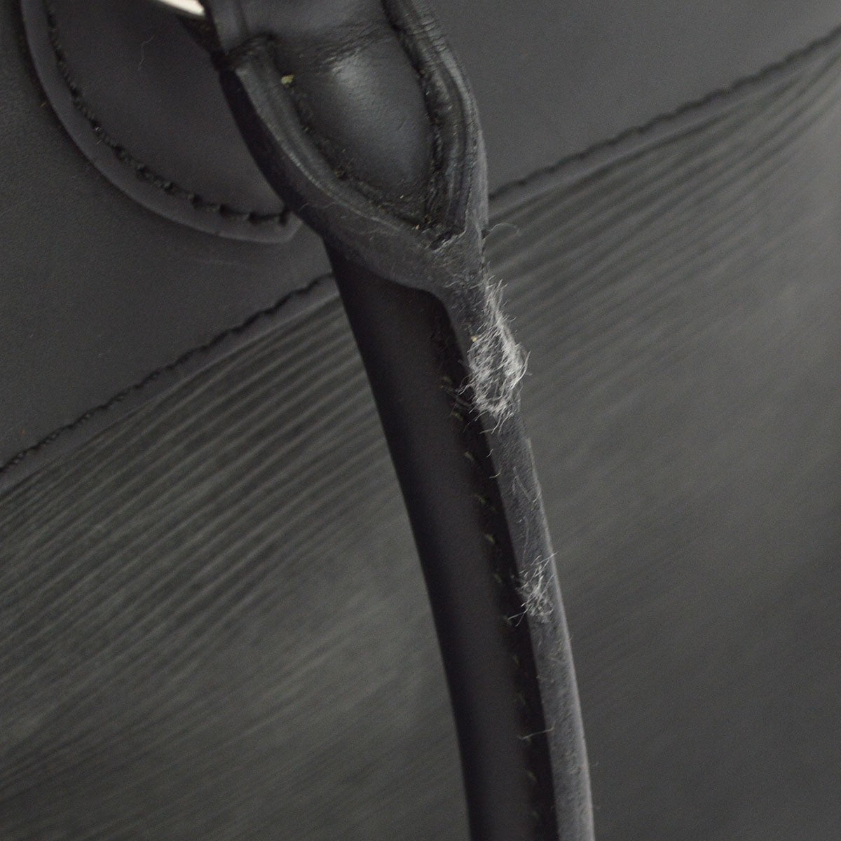 Louis Vuitton Passy - Brandsamsara