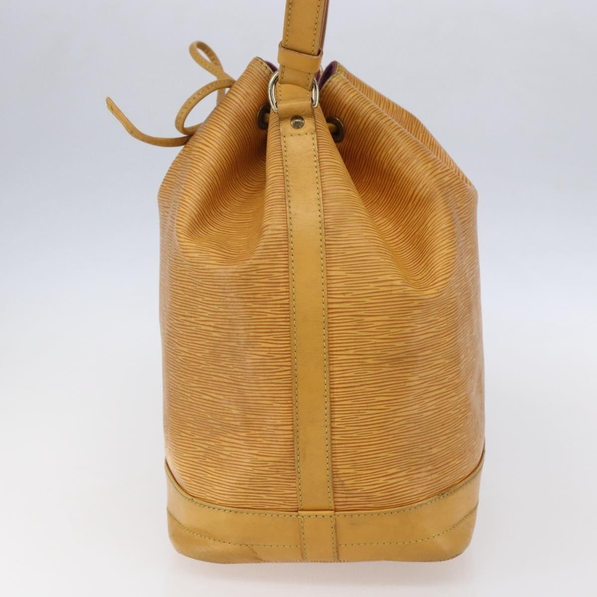Louis Vuitton Petit Noe NM Handbag - Brandsamsara