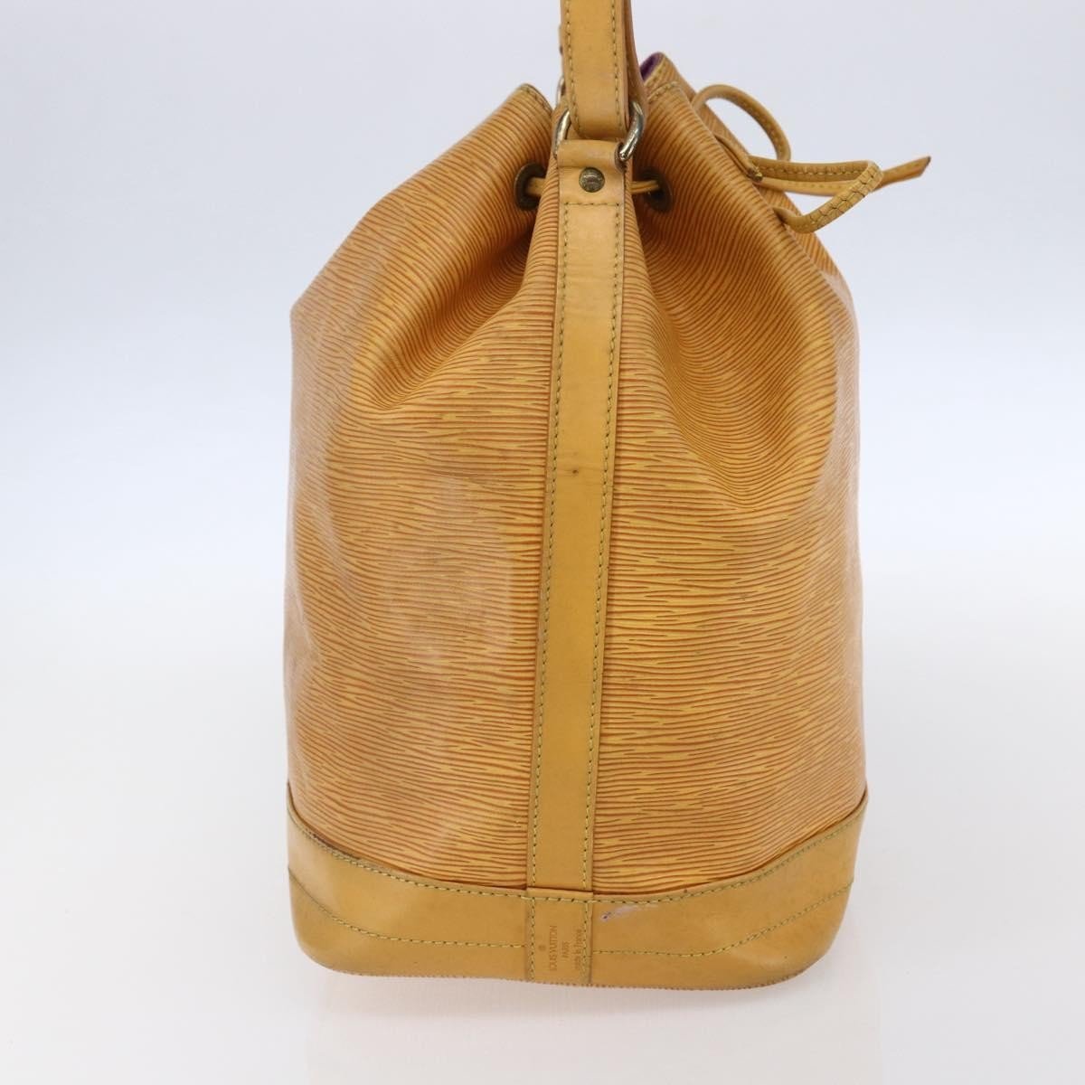 Louis Vuitton Petit Noe NM Handbag - Brandsamsara