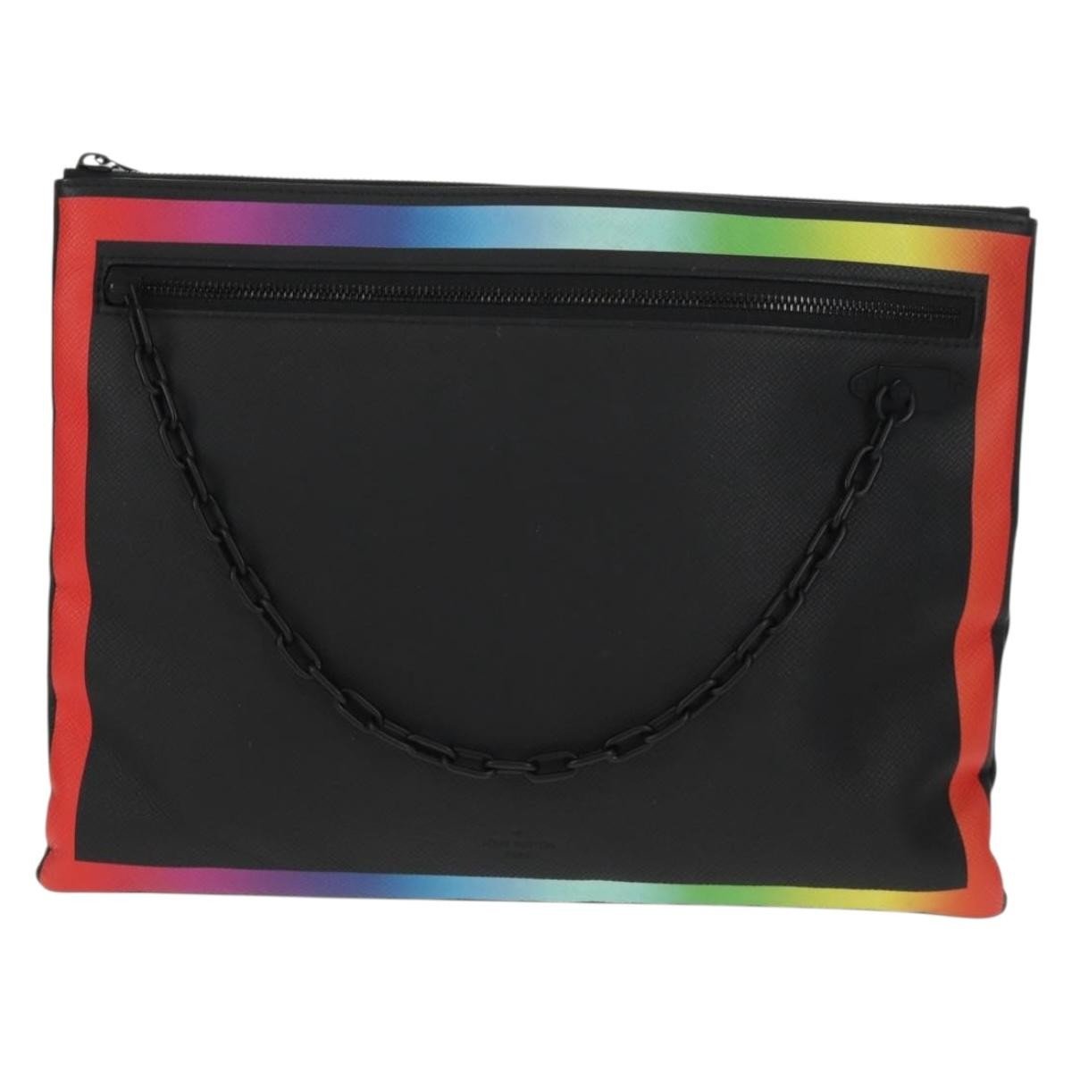 Louis Vuitton Pochette A4 - Brandsamsara
