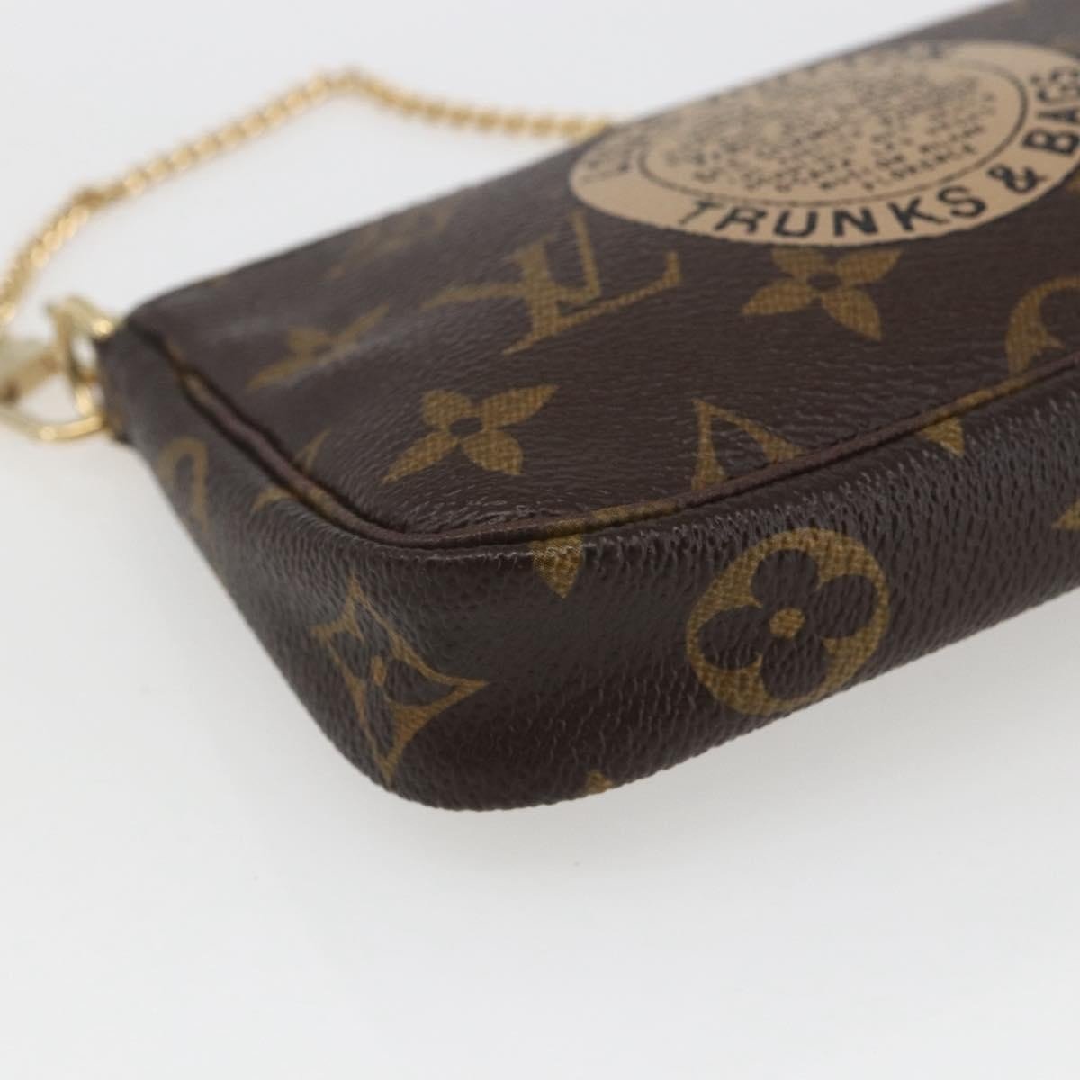 Louis Vuitton Pochette Accessoires - Brandsamsara