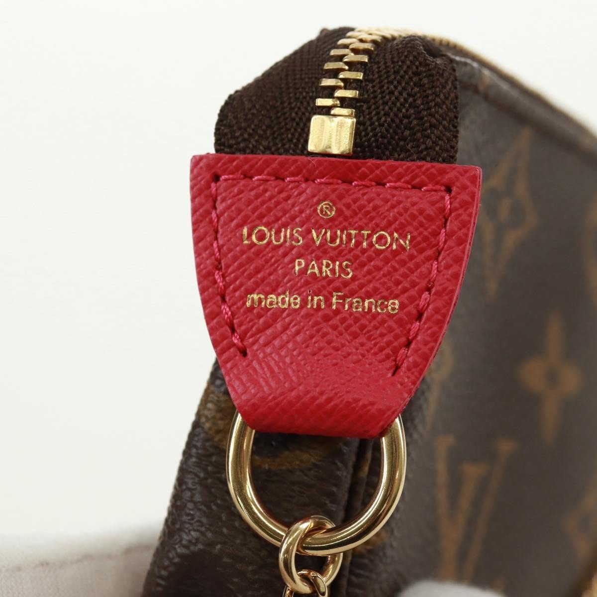 Louis Vuitton Pochette Accessoires - Brandsamsara