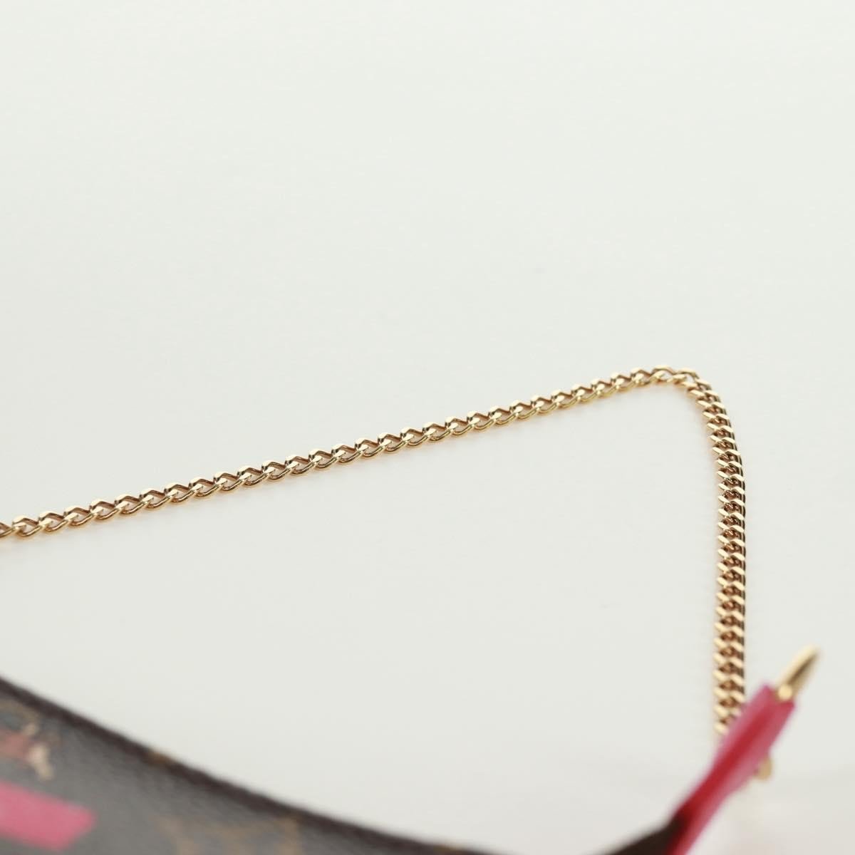 Louis Vuitton Pochette Accessoires - Brandsamsara