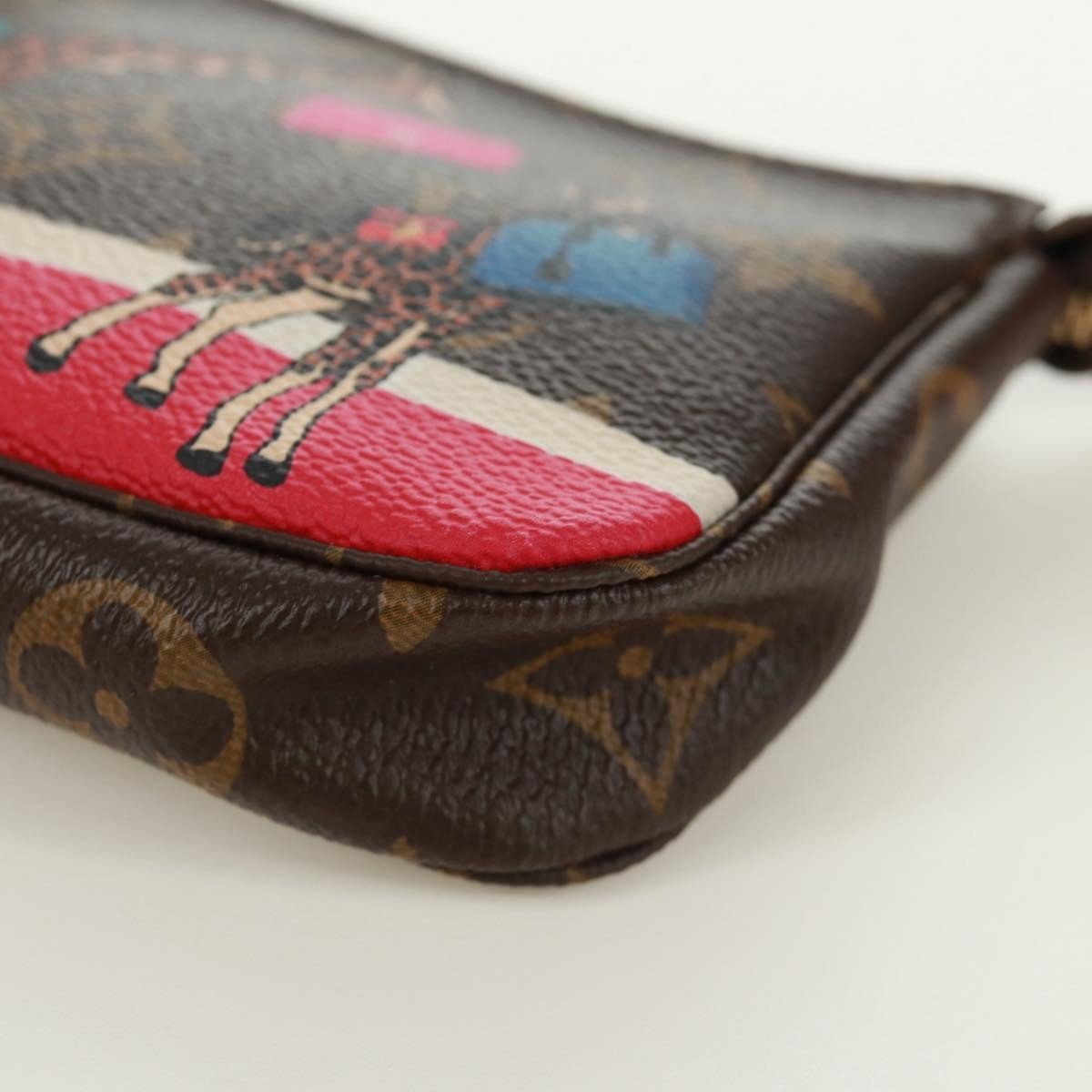 Louis Vuitton Pochette Accessoires - Brandsamsara