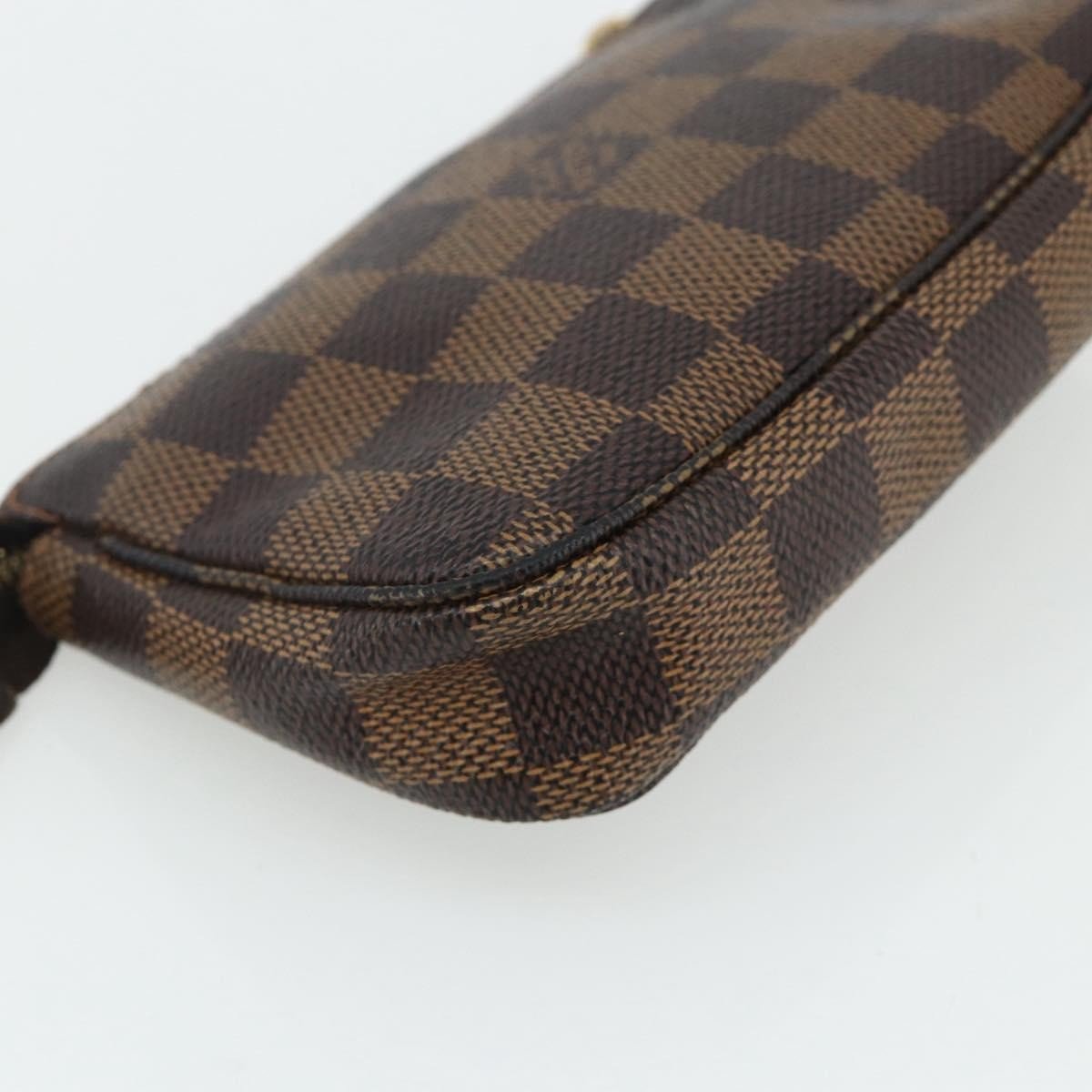 Louis Vuitton Pochette Accessoires - Brandsamsara