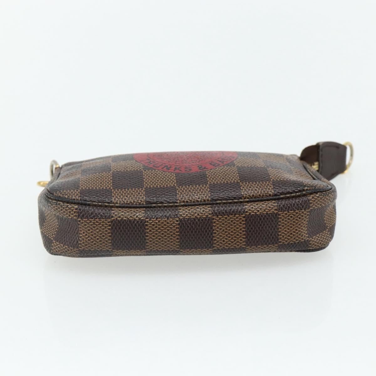 Louis Vuitton Pochette Accessoires - Brandsamsara