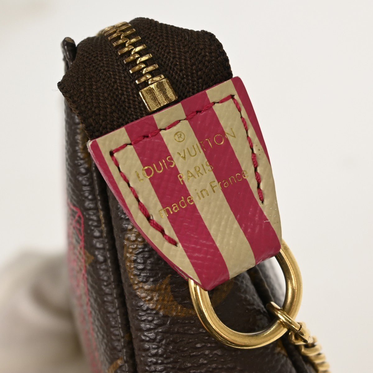 Louis Vuitton Pochette Accessoires - Brandsamsara