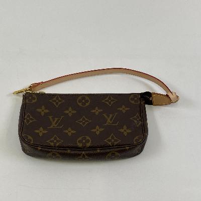 Louis Vuitton Pochette Accessoires - Brandsamsara