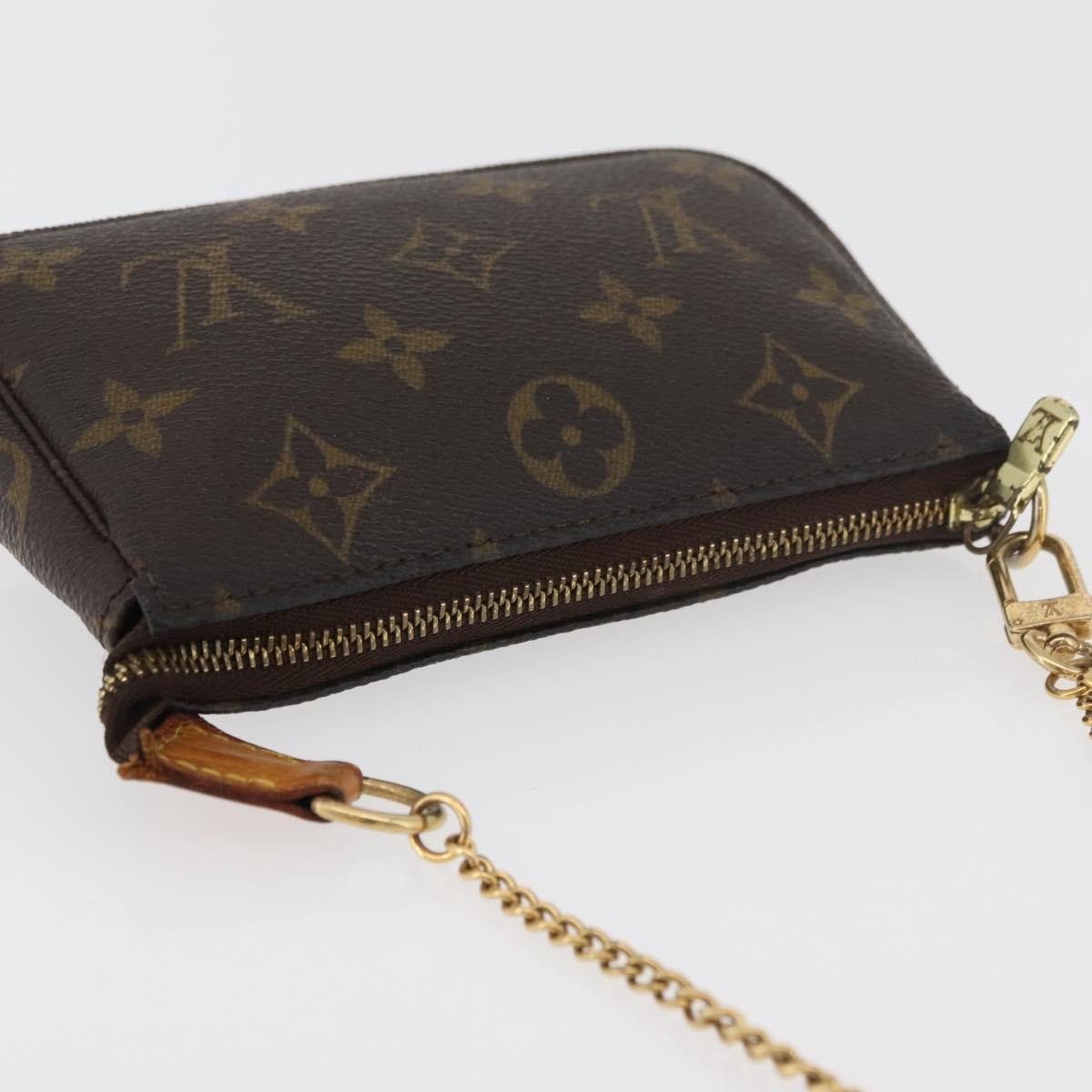 Louis Vuitton Pochette Accessoires - Brandsamsara
