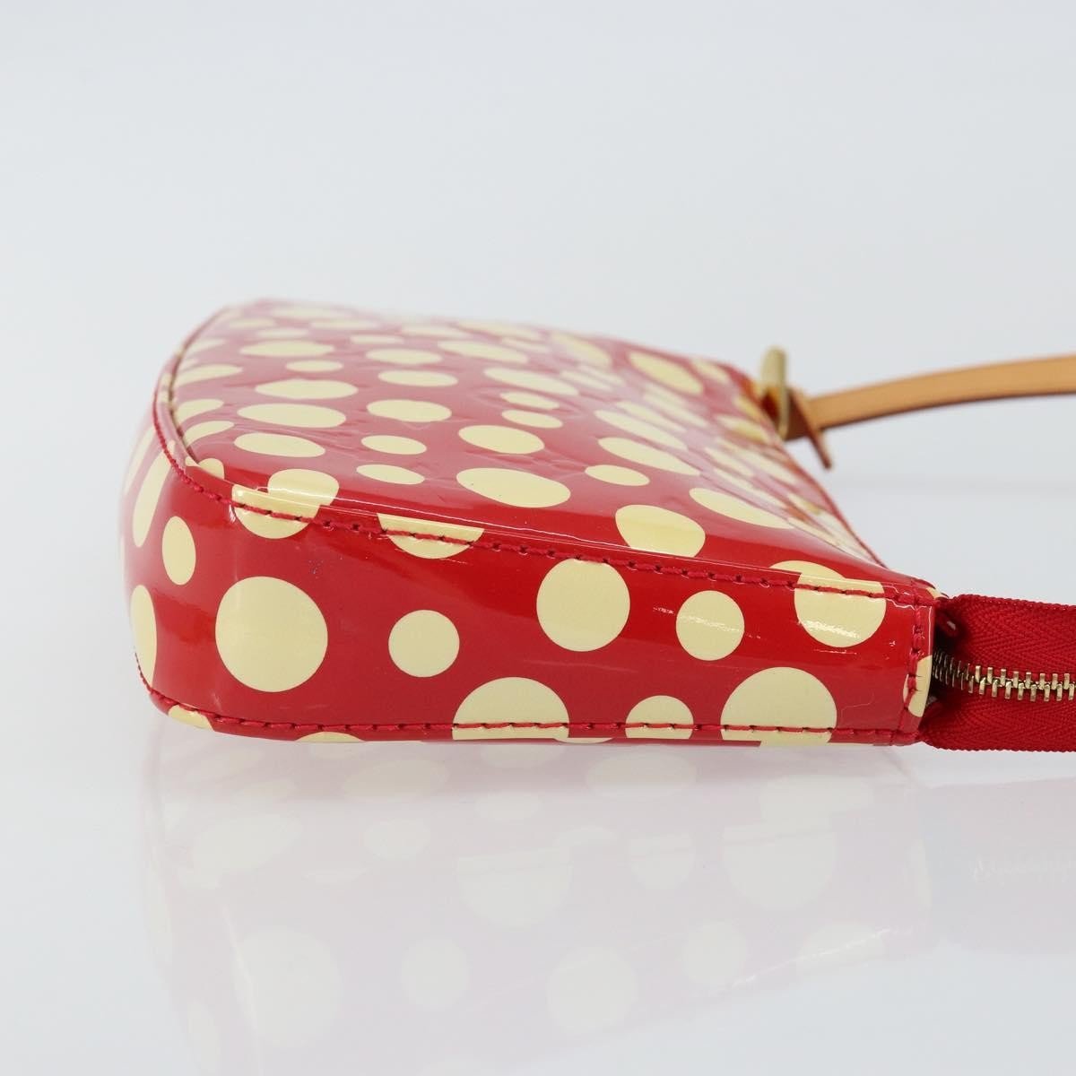 Louis Vuitton Pochette Accessoires - Brandsamsara
