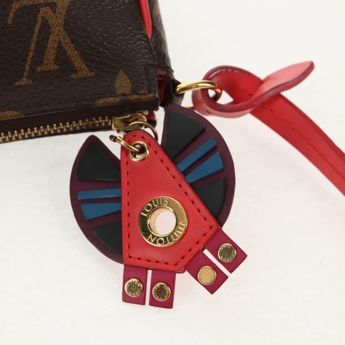 Louis Vuitton Pochette Accessoires NM - Brandsamsara