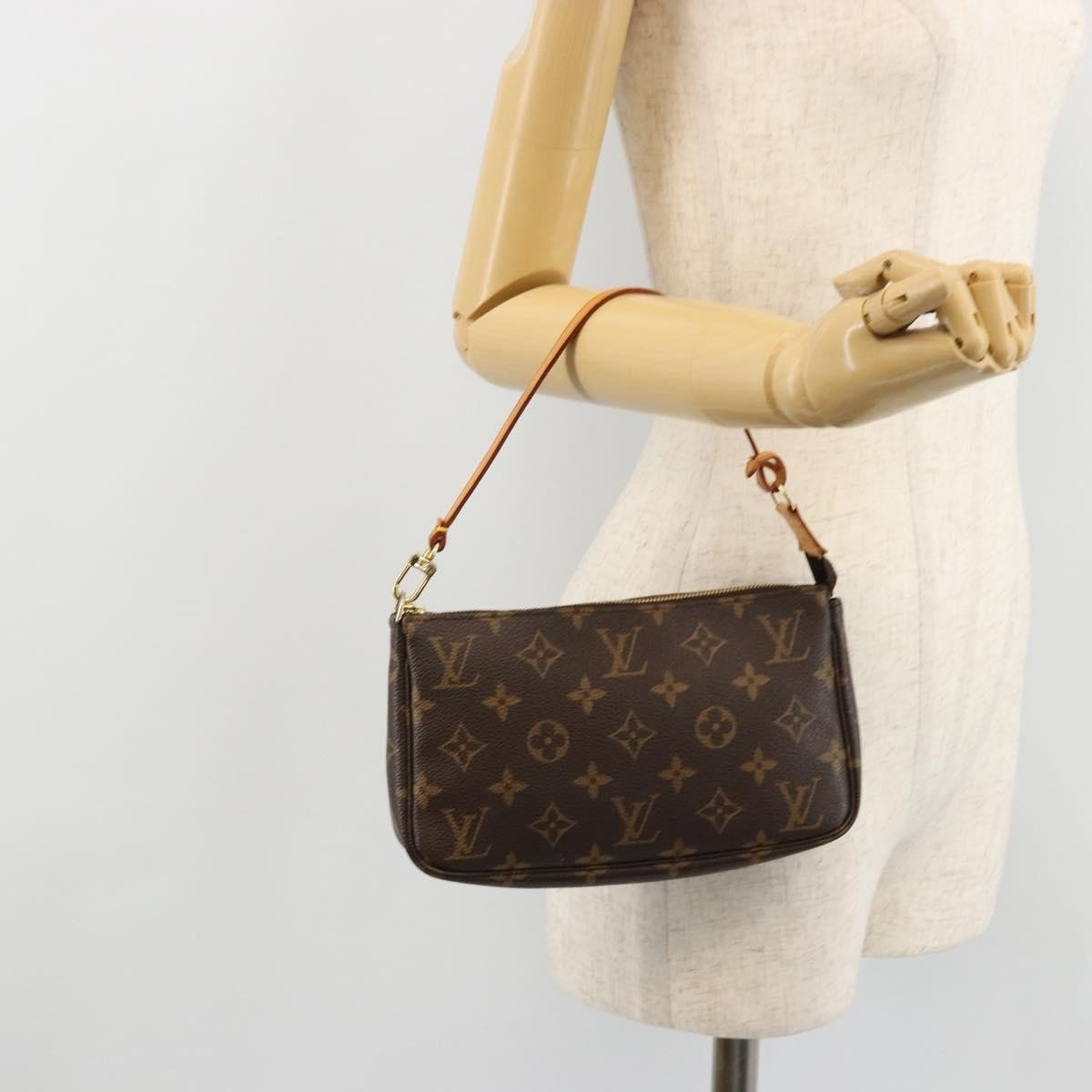Louis Vuitton Pochette Accessoires NM - Brandsamsara