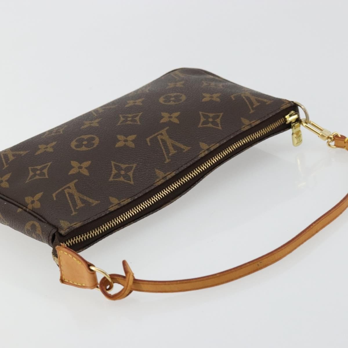 Louis Vuitton Pochette Accessoires NM - Brandsamsara