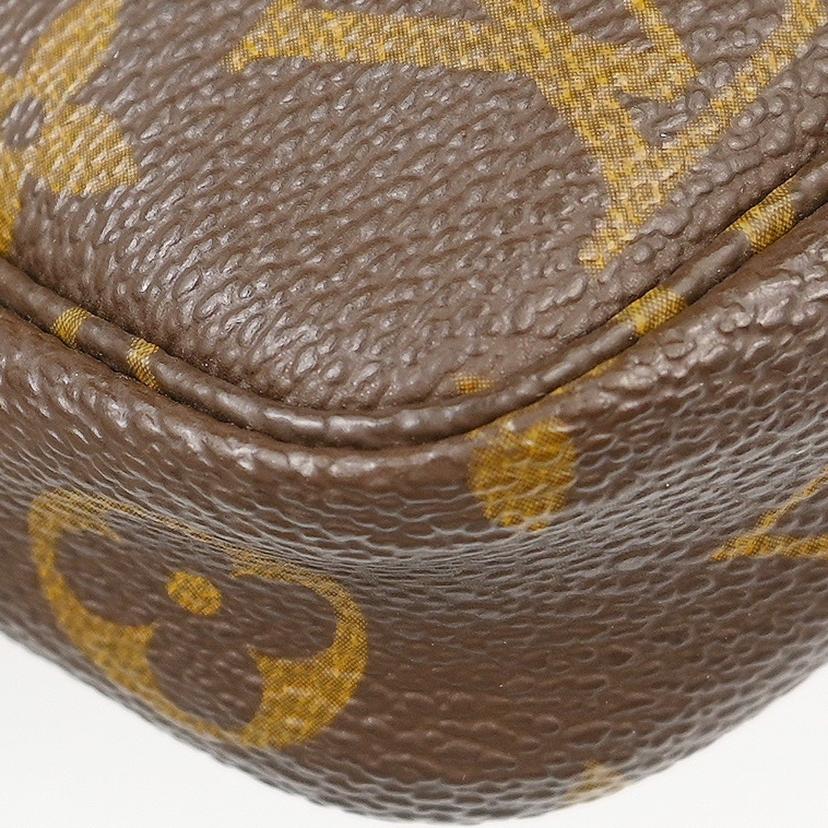Louis Vuitton Pochette Accessoires NM - Brandsamsara