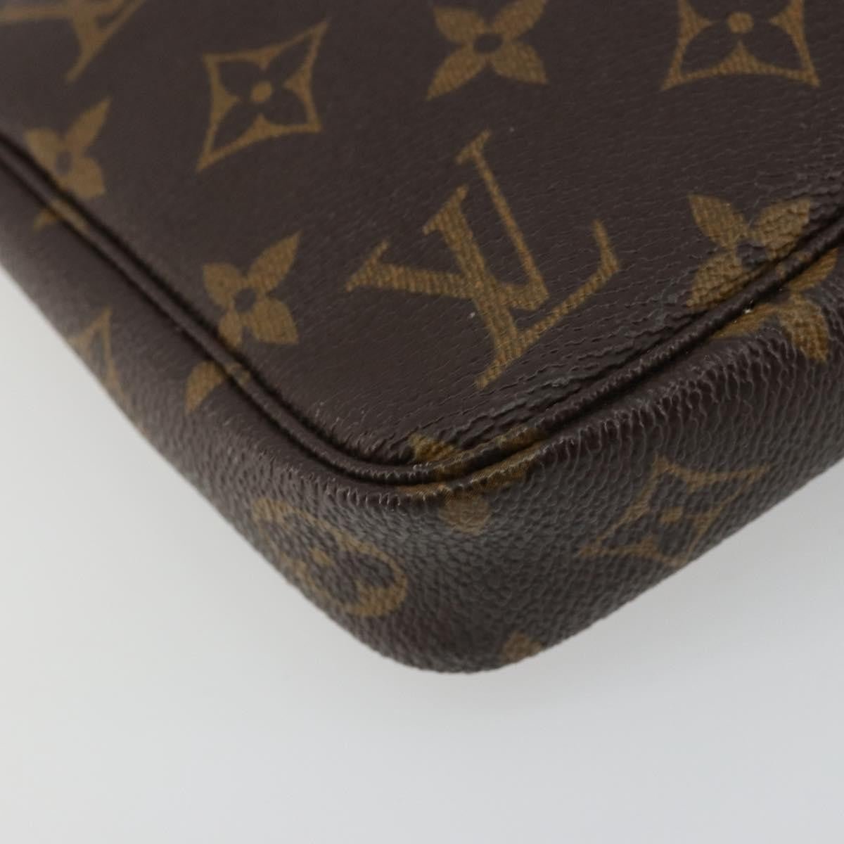 Louis Vuitton Pochette Accessoires NM - Brandsamsara