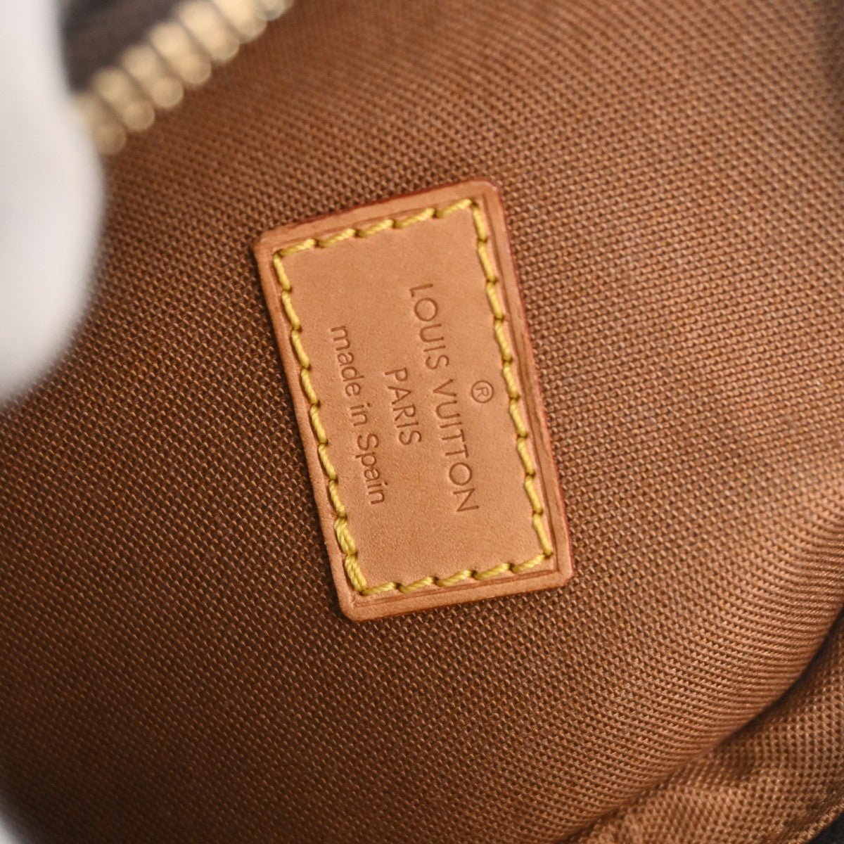 Louis Vuitton Pochette Gange - Brandsamsara