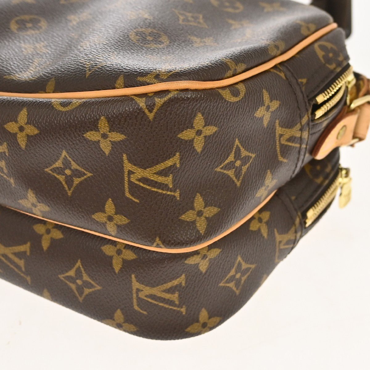 Louis Vuitton Reporter - Brandsamsara