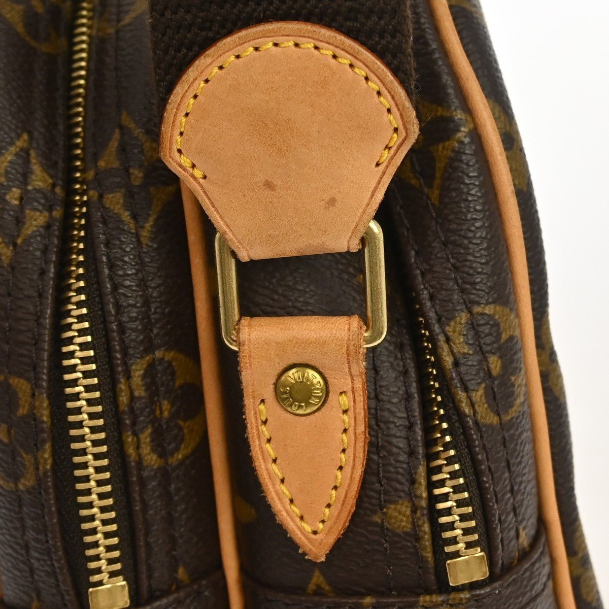 Louis Vuitton Reporter - Brandsamsara
