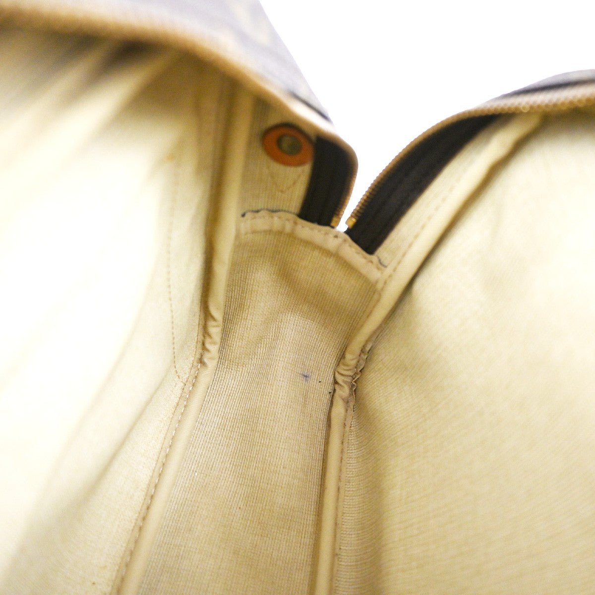 Louis Vuitton Reporter Bag - Brandsamsara