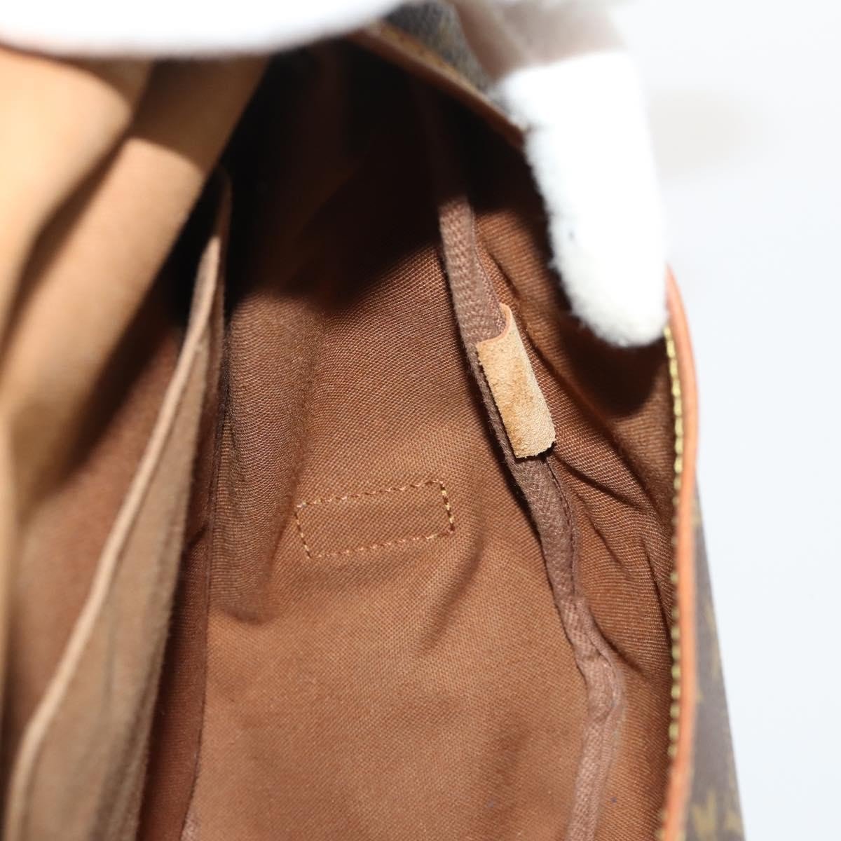 Louis Vuitton Saumur Handbag - Brandsamsara