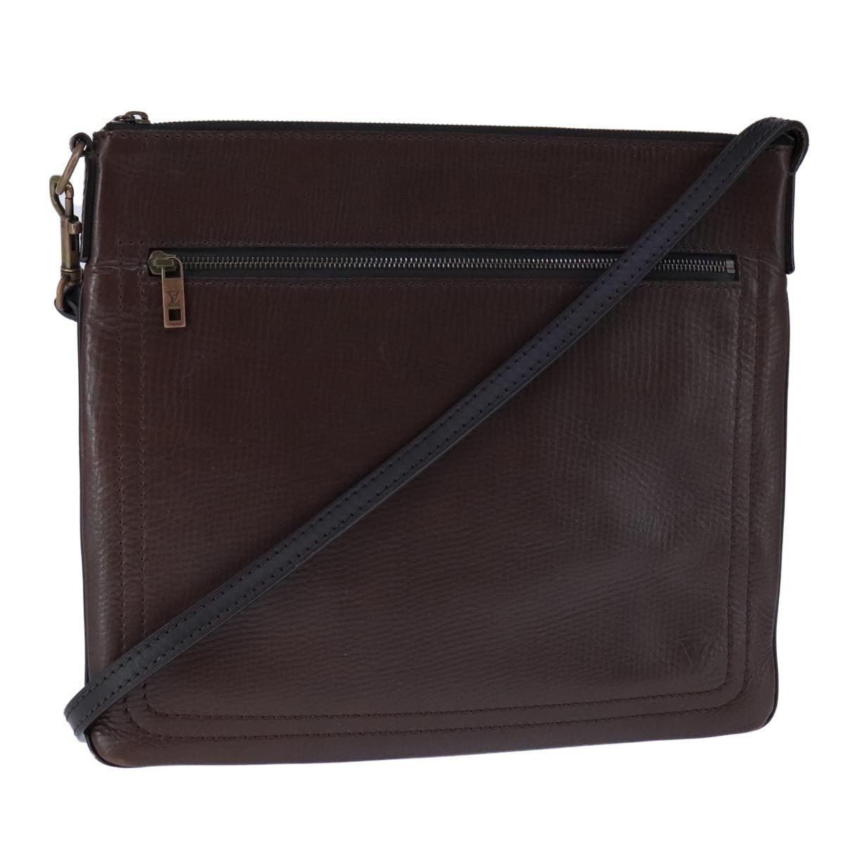 Louis Vuitton Shawnee Messenger Bag - Brandsamsara