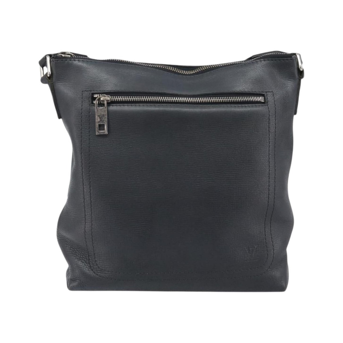 Louis Vuitton Shawnee Pochette Utah Leather, Gray, Leather, Clutch