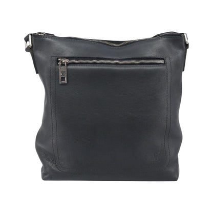 Louis Vuitton Shawnee Pochette Utah Leather, Gray, Leather, Clutch