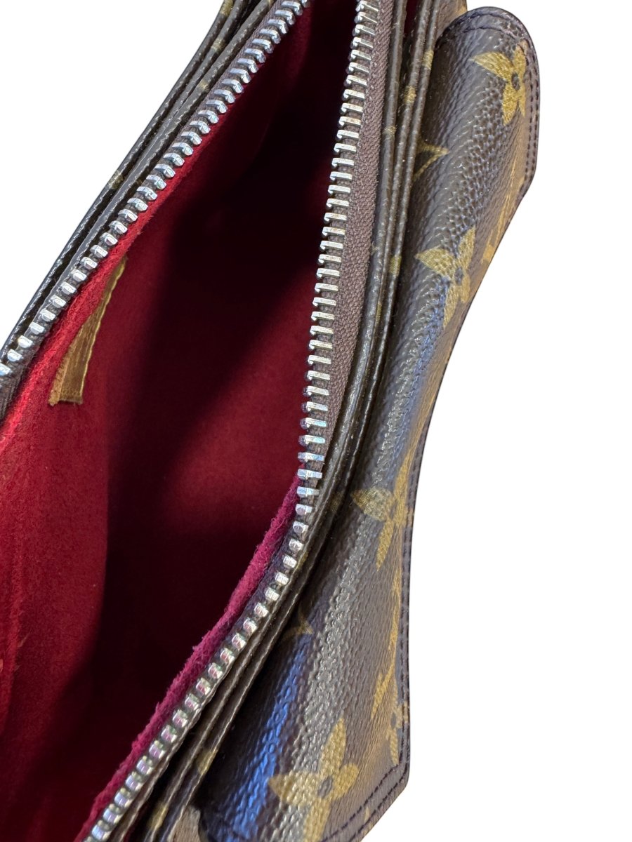 Louis Vuitton Shoulder Bag - Brandsamsara