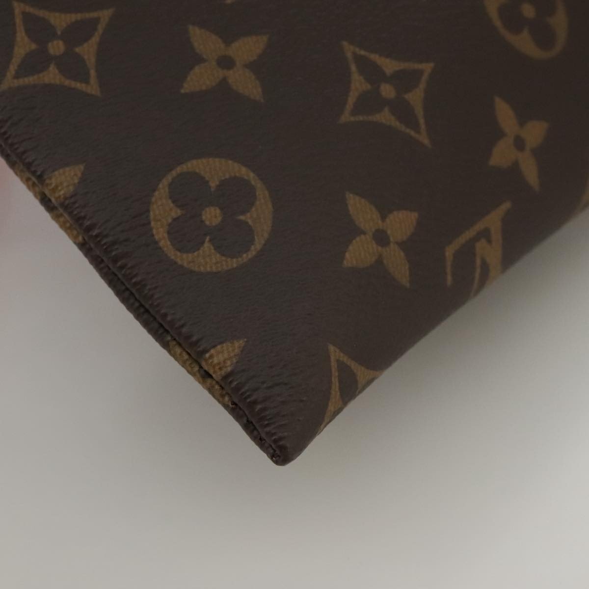 Louis Vuitton Solar Ray A4 Pouch - Brandsamsara