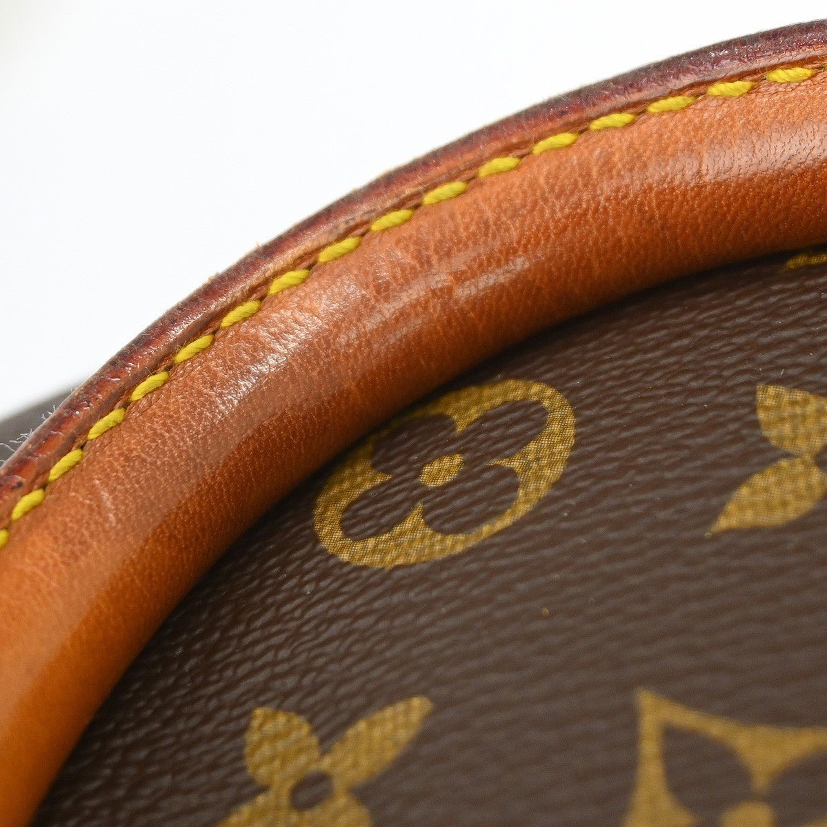 Louis Vuitton Speedy Handbag - Brandsamsara