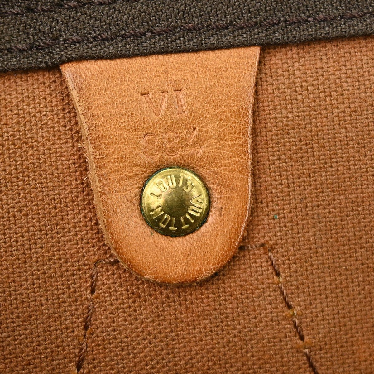 Louis Vuitton Speedy Handbag - Brandsamsara
