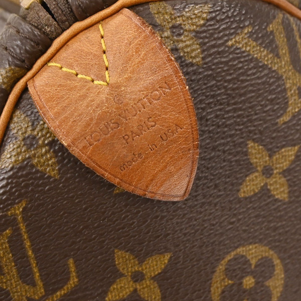 Louis Vuitton Speedy Handbag - Brandsamsara