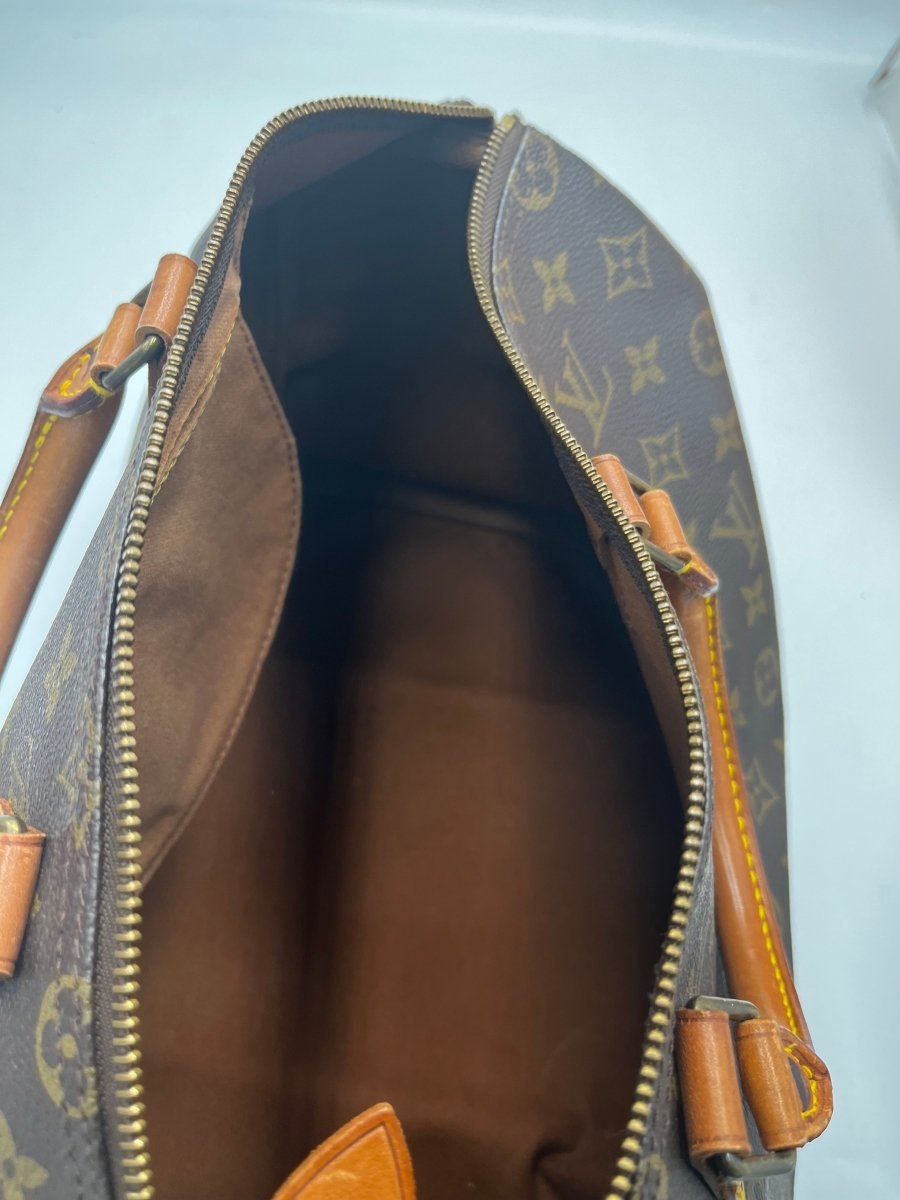 Louis Vuitton Speedy Handbag - Brandsamsara
