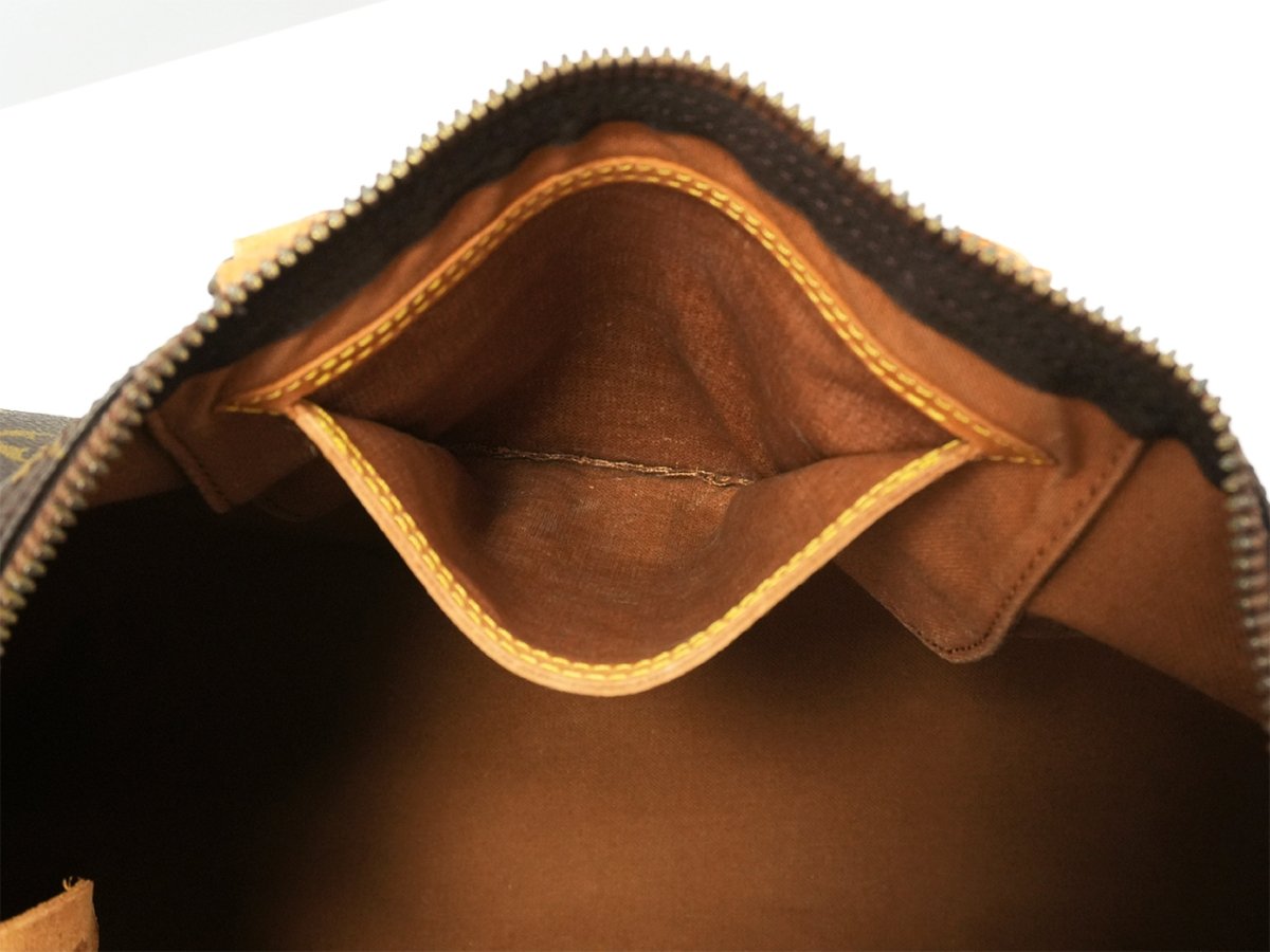 Louis Vuitton Speedy Handbag - Brandsamsara